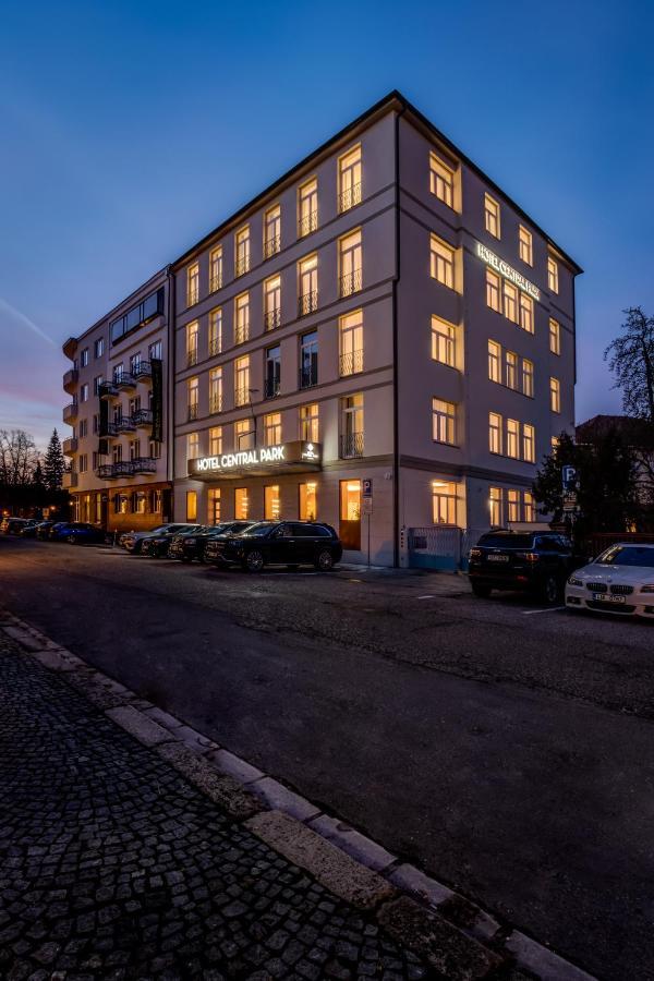 Hotel Central Park Poděbrady Extérieur photo